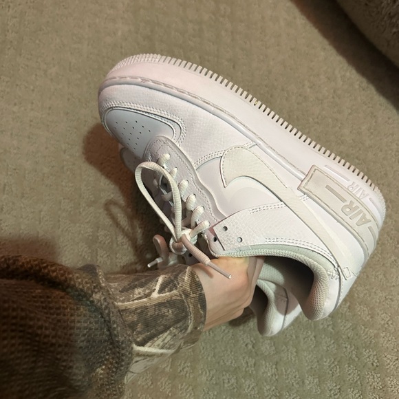 Nike Air Force 1 Shadows - Picture 3 of 5